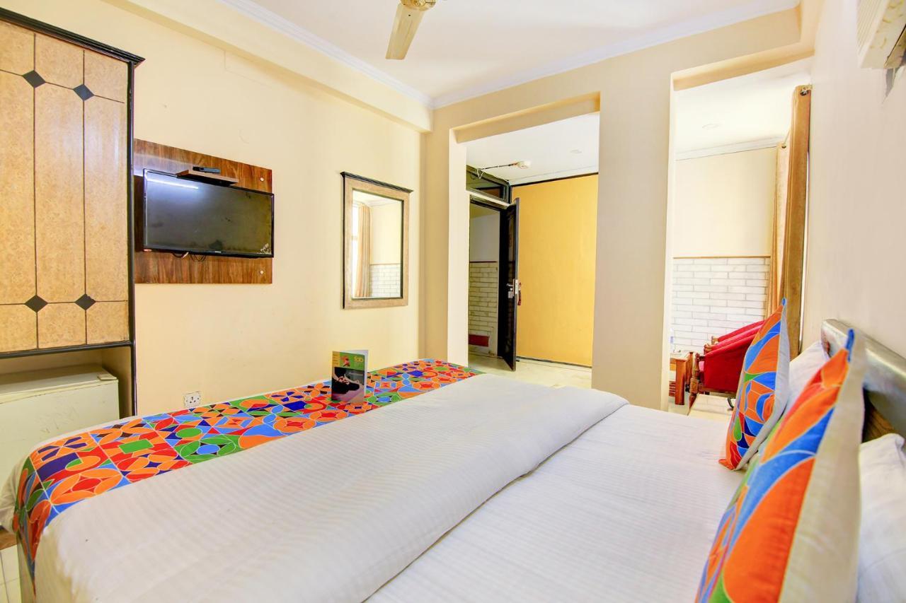 FabHotel Le Heritage Delhi  Buitenkant foto